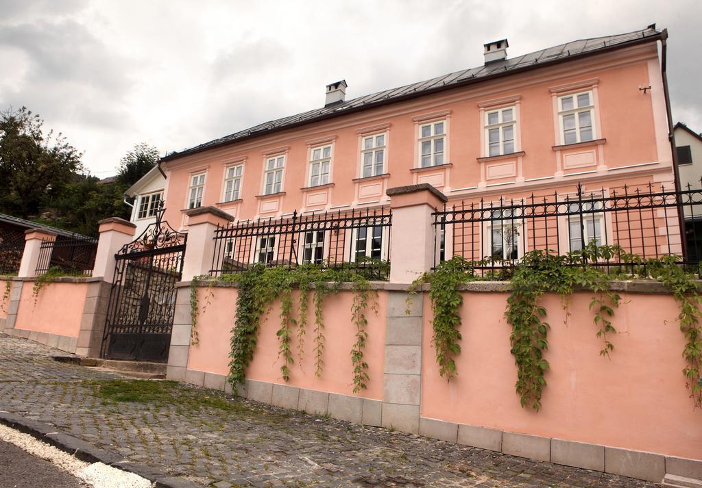Apartmany Antik Pratterov Dom Banská Štiavnica エクステリア 写真