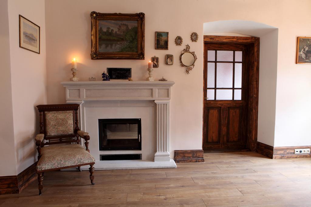 Apartmany Antik Pratterov Dom Banská Štiavnica 部屋 写真